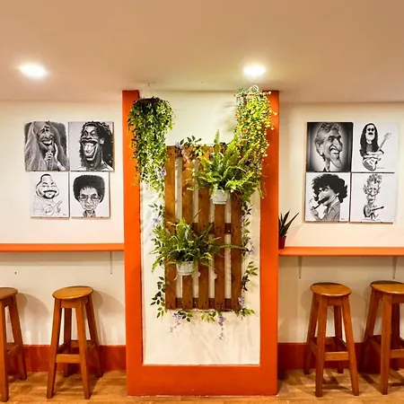 호스텔 Samba 포르투