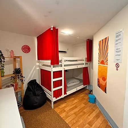 Hostel Samba