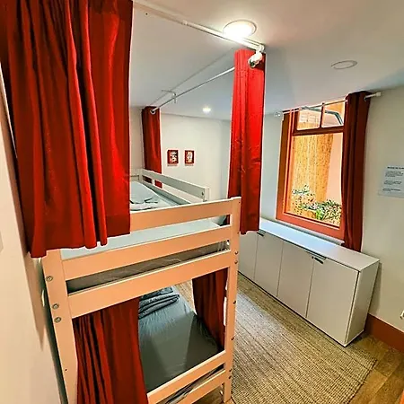 Hostel Samba *