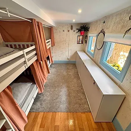 Hostel Samba